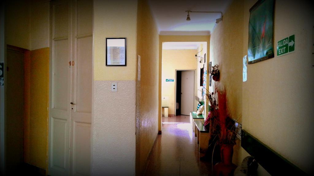 Hostal Yatasto Salta Buitenkant foto