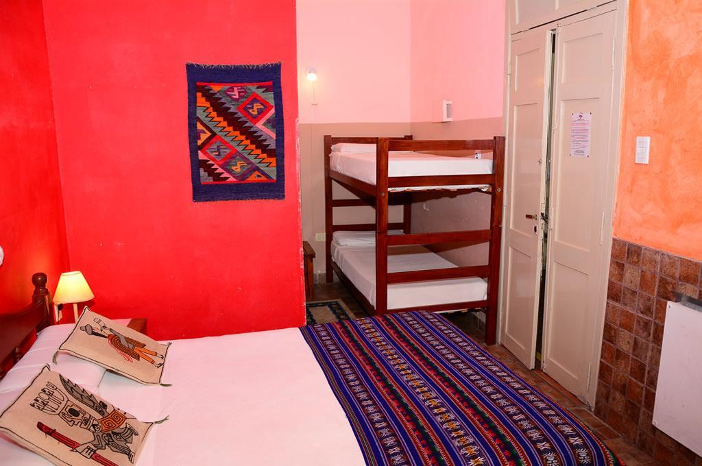 Hostal Yatasto Salta Buitenkant foto