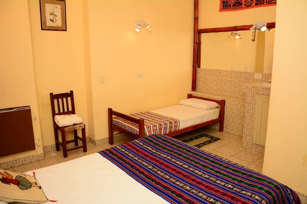 Hostal Yatasto Salta Buitenkant foto