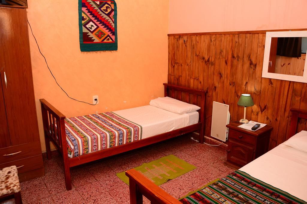 Hostal Yatasto Salta Buitenkant foto