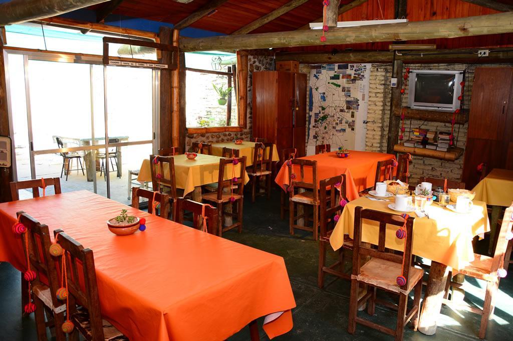 Hostal Yatasto Salta Buitenkant foto